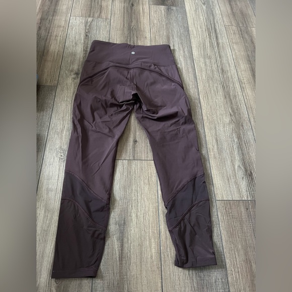 Lululemon maroon leggings with mesh - Picture 2 of 4